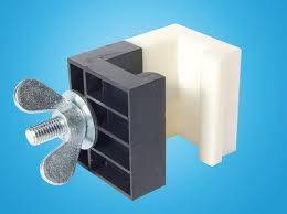 Verbindungsklammer f&uuml;r B&uuml;tec B&uuml;hnenpodeste, Kunststoff